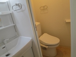 新トイレ.JPG